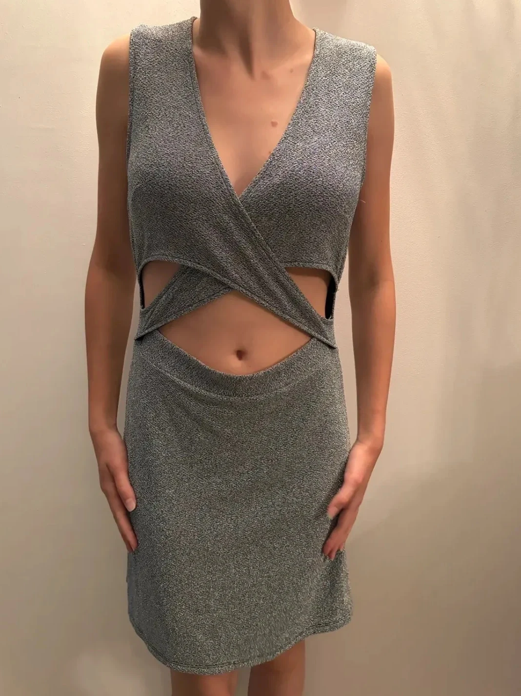 Robe Morgan argentée lurex cut-out 40